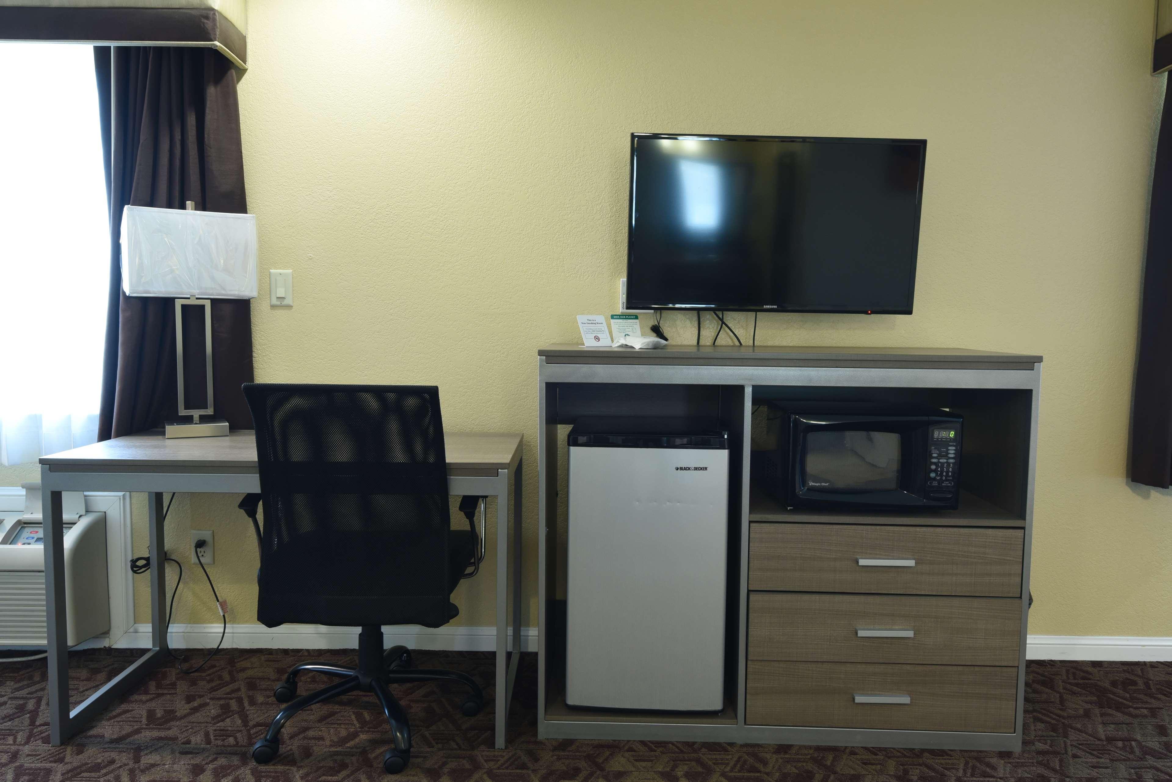 Best Western Hanford Inn Εξωτερικό φωτογραφία