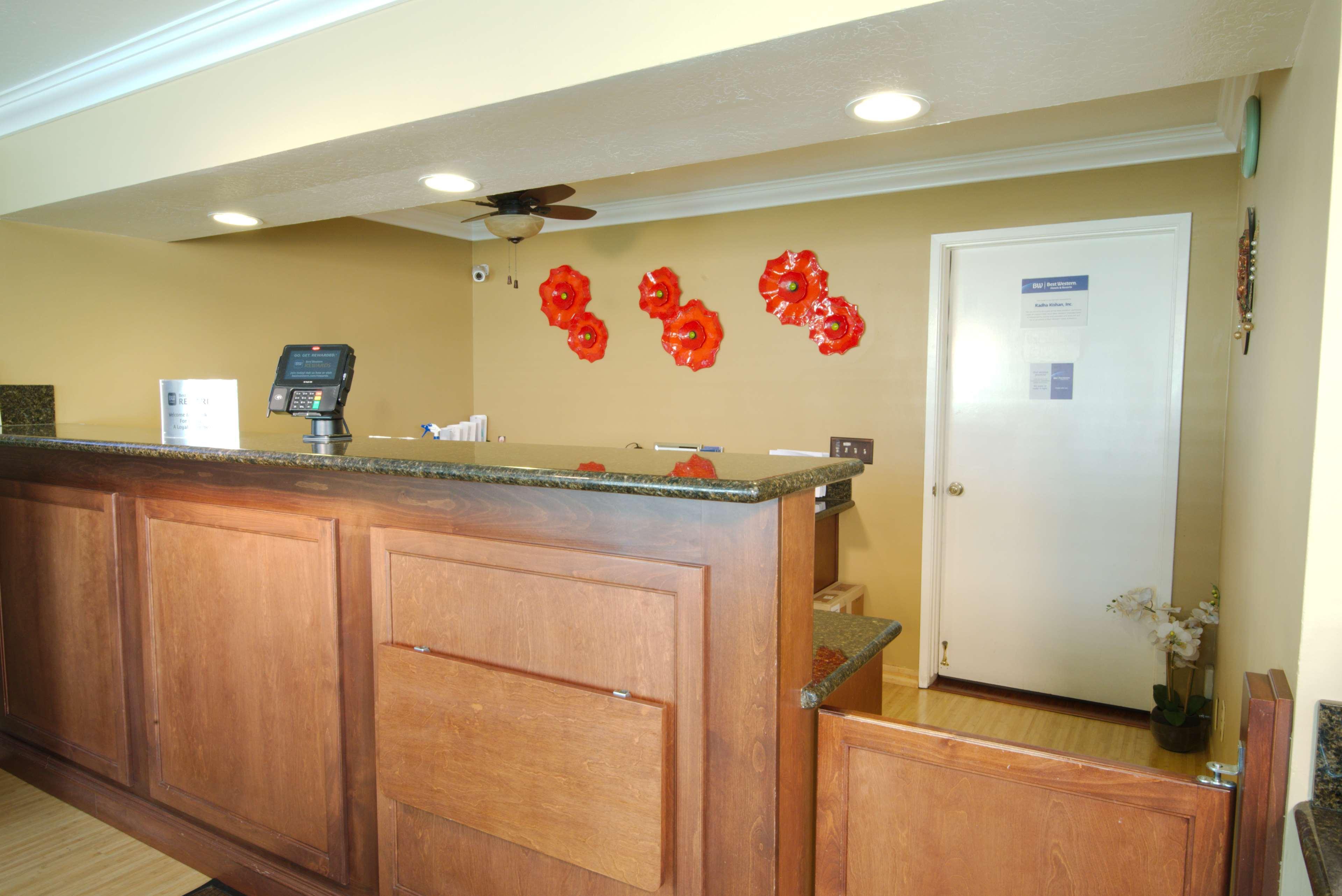 Best Western Hanford Inn Εξωτερικό φωτογραφία