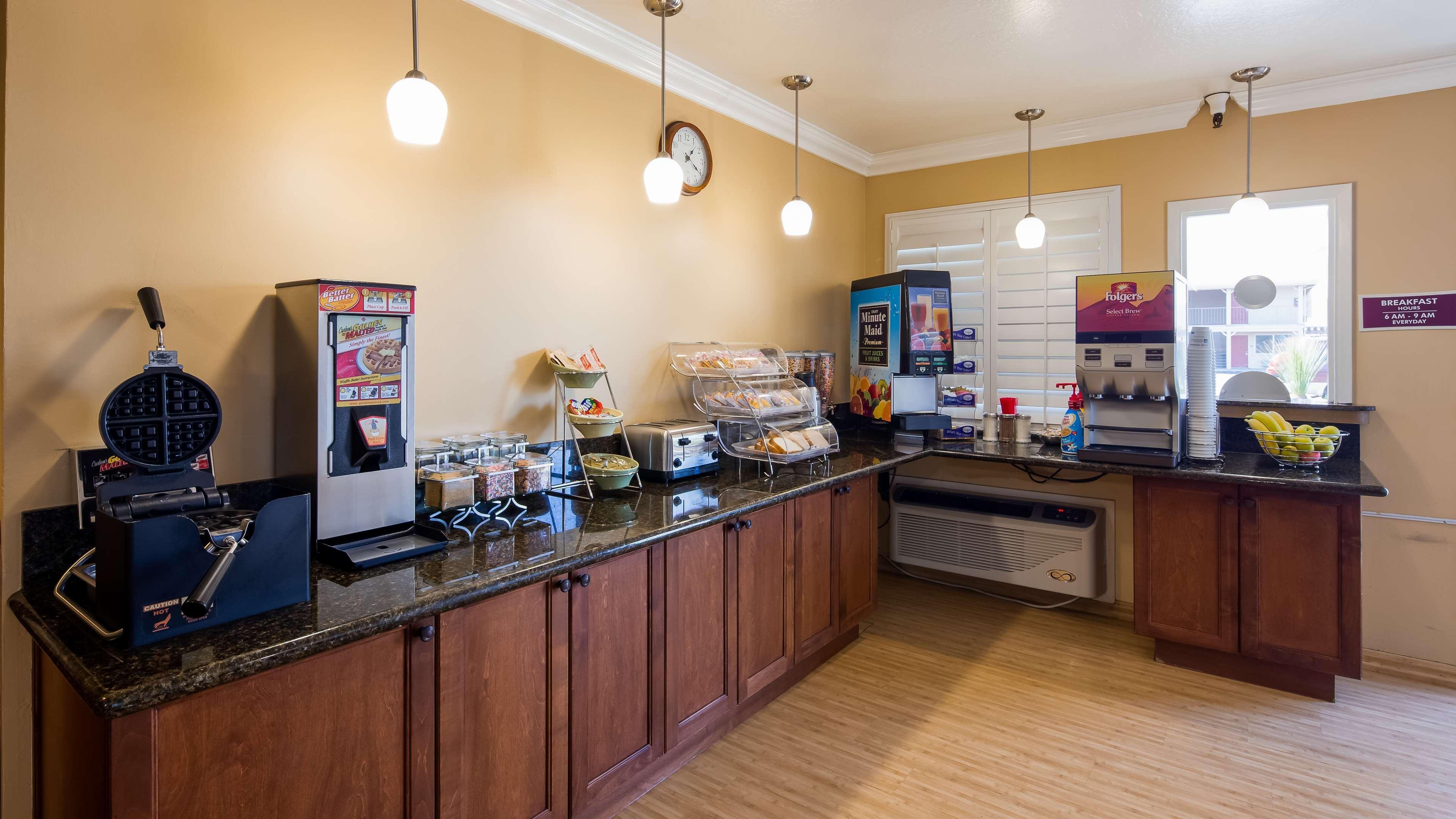 Best Western Hanford Inn Εξωτερικό φωτογραφία