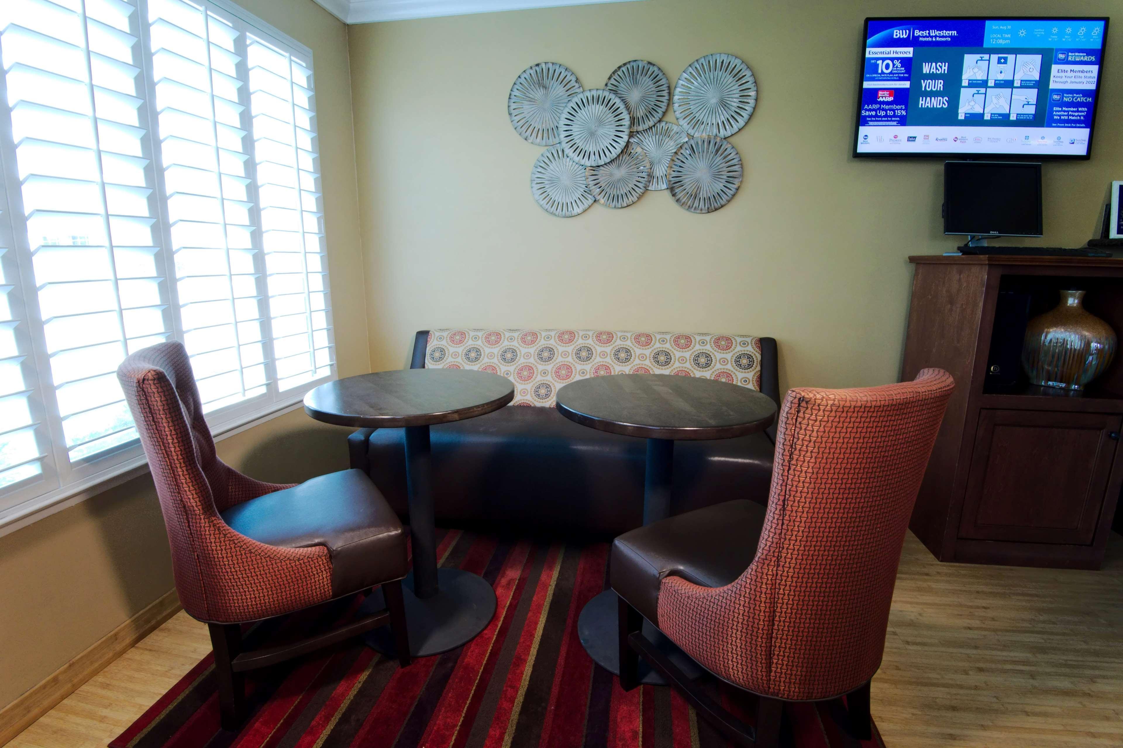 Best Western Hanford Inn Εξωτερικό φωτογραφία
