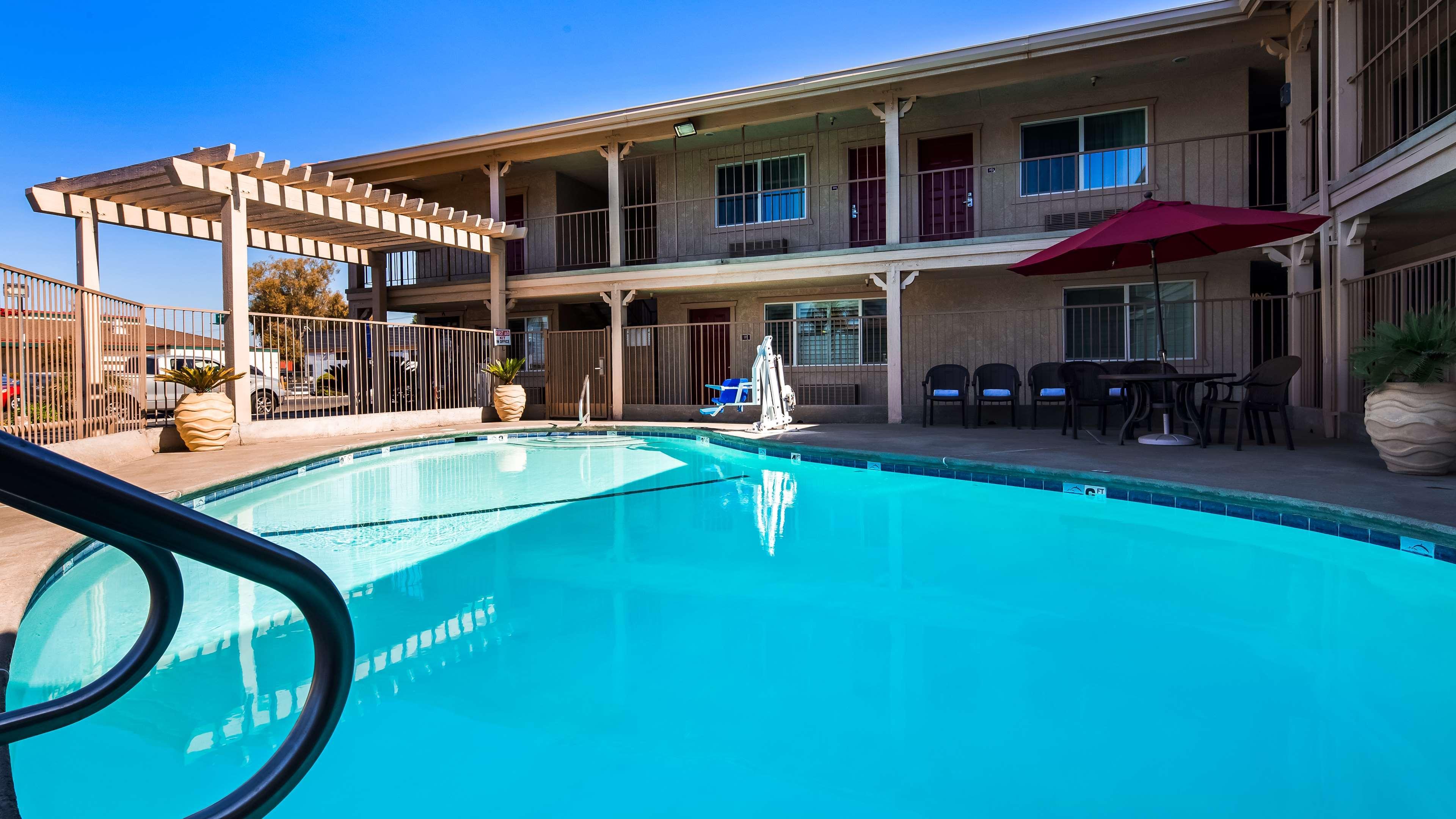 Best Western Hanford Inn Εξωτερικό φωτογραφία