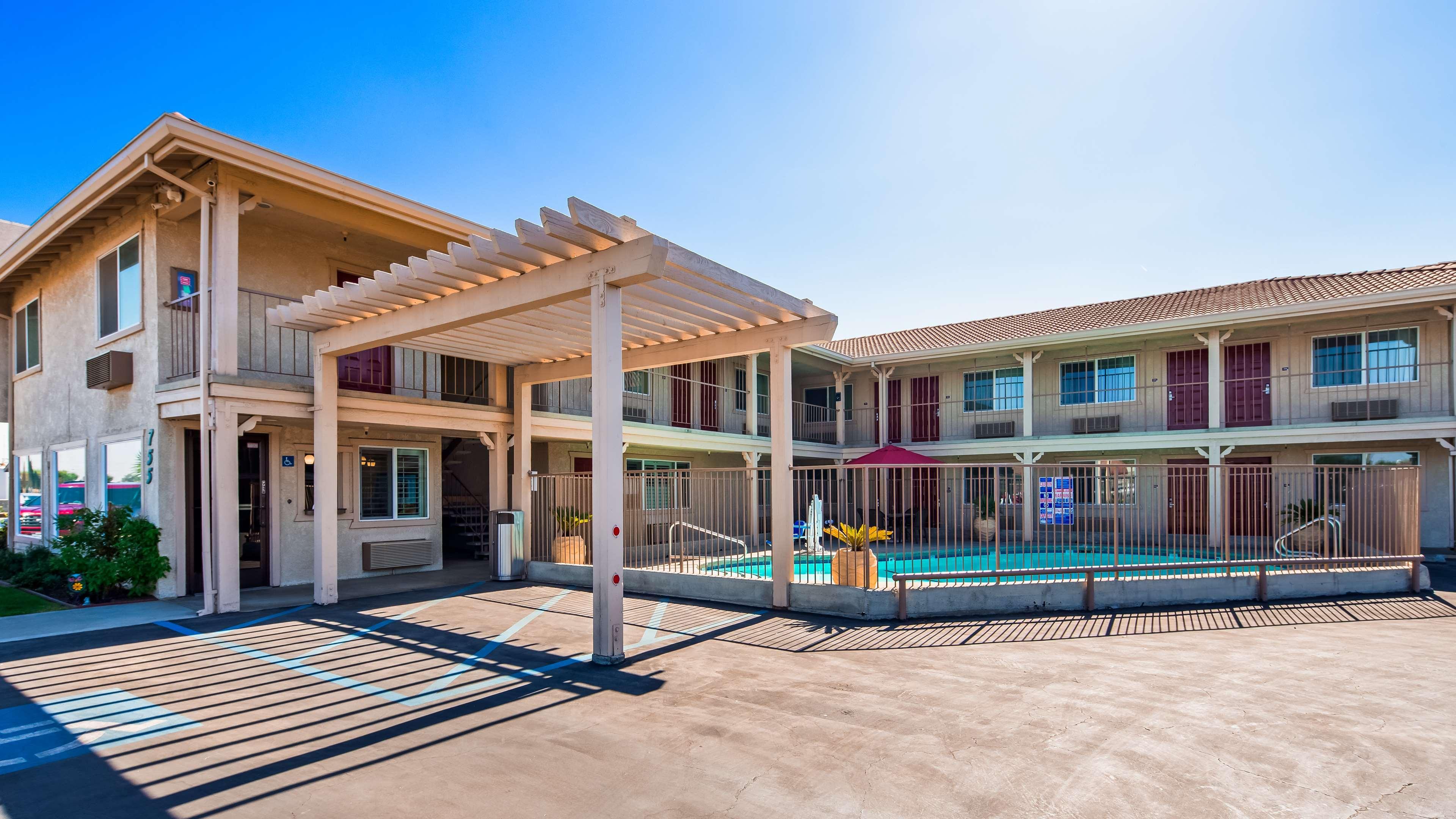Best Western Hanford Inn Εξωτερικό φωτογραφία